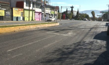 Reparan fuga en el boulevard Coss