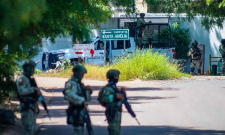 Detienen a 14 personas, aseguran armamento y liberan a secuestrados en Sinaloa