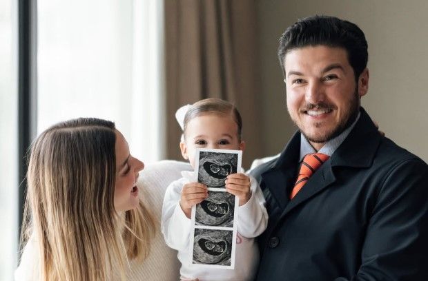 ¡Mariel tendrá hermano!  Samuel García y Mariana Rodríguez esperan a su segundo bebé