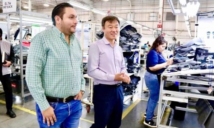 Impulsa Carlos Villarreal Feria del Empleo en Monclova