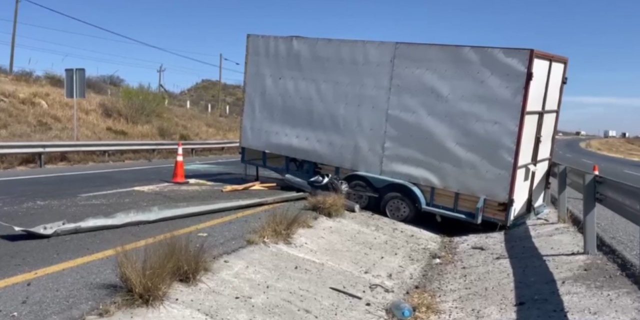 Accidente en la carretera Saltillo-Torreón deja dos heridos y daños materiales considerables