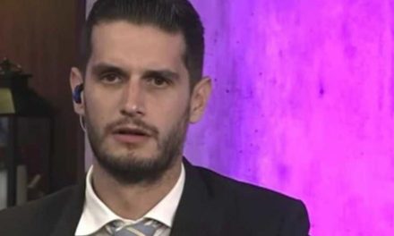 Joven es discriminado y pierde su trabajo… todo por usar una playera de Adrián Marcelo