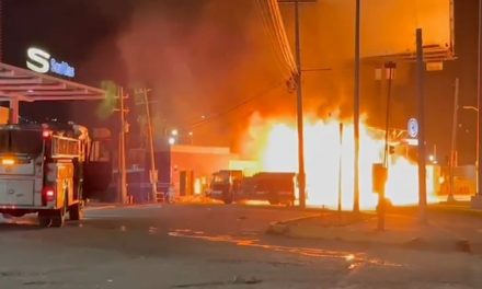 Así fue el aparatoso incendio ocurrido en una gasera en Saltillo