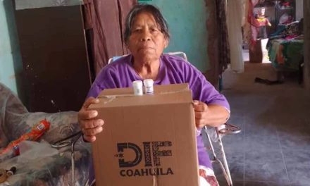Alista DIF Coahuila entrega de apoyos a adultos mayores