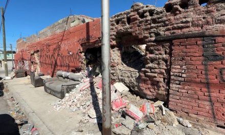 Convierten inmueble en basurero en la Bellavista