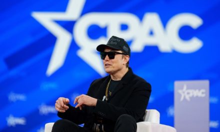 Elon Musk impone medidas para justificar empleos en el gobierno de EE.UU.