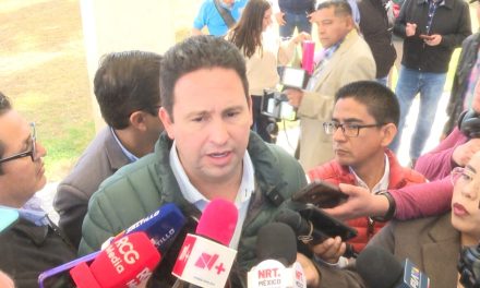 Javier Díaz en contacto permanente con AGSAL