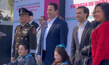Entregan infraestructura educativa en secundaria 24 de colonia Mirasierra