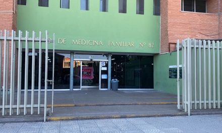 Llega mujer muy enferma al IMSS en Saltillo y no la atienden