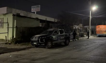 Ladrones hacen de las suyas en lote de autos en Saltillo