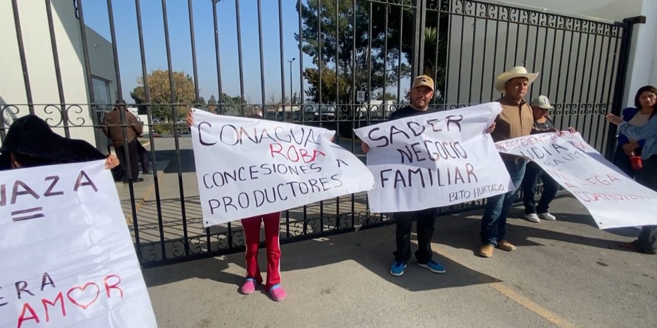 Toman oficinas de secretaria de Agricultura