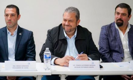 Tomás Gutiérrez se reúne con integrantes de la AIERA