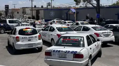 Exigen taxistas regular a autos de plataformas