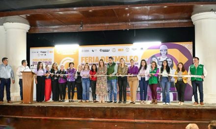 Encabeza Carlos Villarreal Feria del Empleo de la Mujer 2025