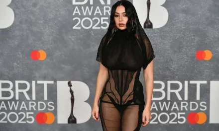 Greta Gerwig quiere a Charli XCX como la Bruja Blanca para remake de ‘Narnia’ de Netflix