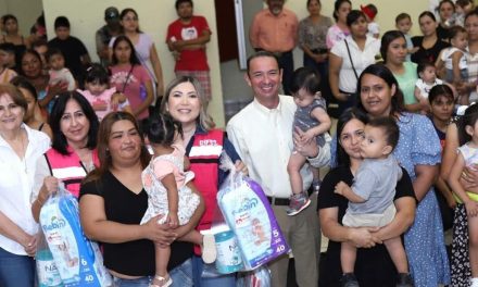 Solicitan 2,500 personas apoyo al DIF Acuña