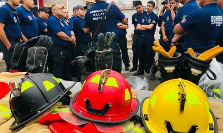 Fundación 911 dona equipo a Bomberos y Protección Civil