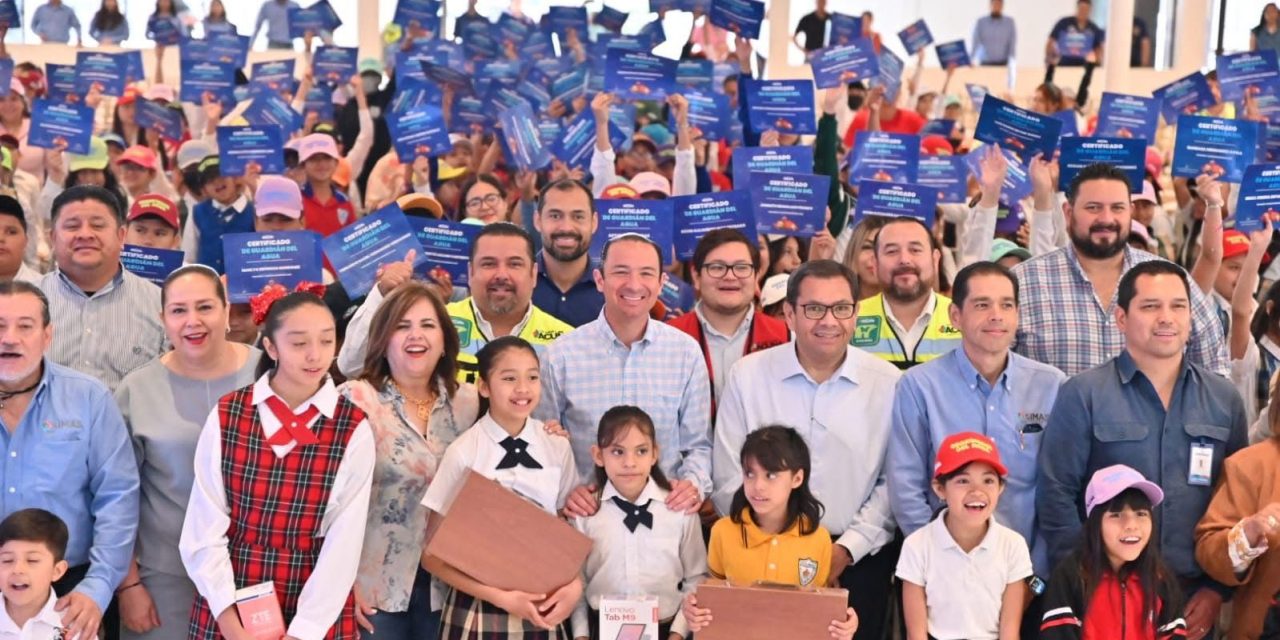 Rinden protesta la nueva generación de Guardianes del Agua