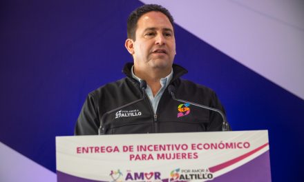 Entrega municipio ‘Apoyos de Corazón’ a mujeres saltillenses