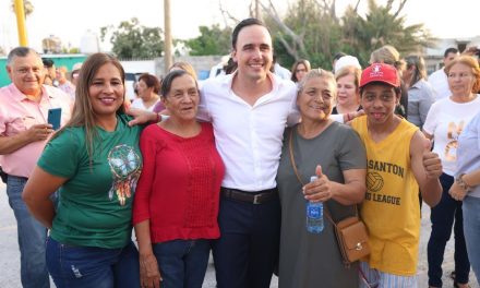 Figura Manolo Jiménez en el top 3 de gobernadores mejores evaluados
