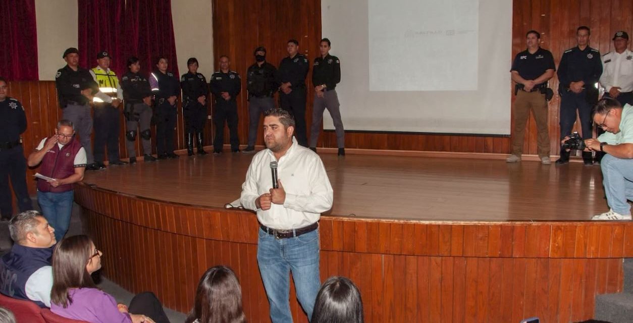 Sostiene reunión el comisionado de Seguridad municipal con estudiantes del Tecnológico de Saltillo