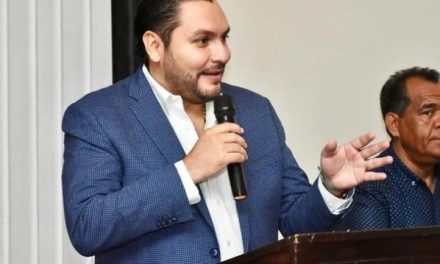 Alcalde de Monclova, Carlos Villarreal Pérez, líder en aprobación en Coahuila y segundo a nivel nacional en el mes de enero