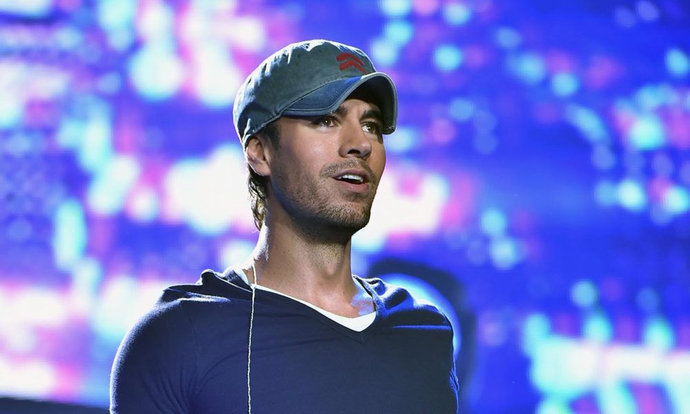 Falso Enrique Iglesias estafa a abuelita con miles de dólares; estaba enamorada del artista