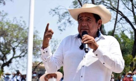 Félix Salgado Macedonio critica propuesta de Morena sobre nepotismo electoral