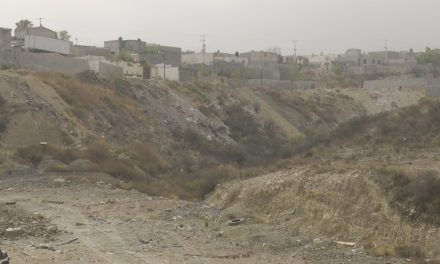 Invaden arroyo al sur de Saltillo