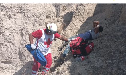 Joven cae a un arroyo y termina con fractura en Parras