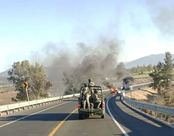 Reportan cinco militares asesinados en ataques simultáneos en Jalisco y Michoacán