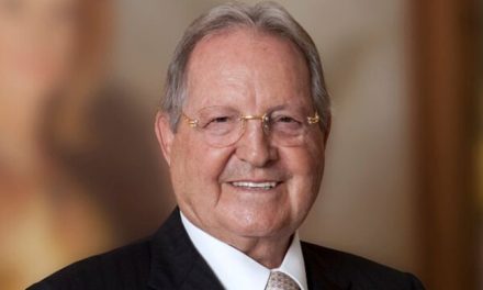 Fallece Olegario Vázquez Raña, uno de los empresarios más importantes de México