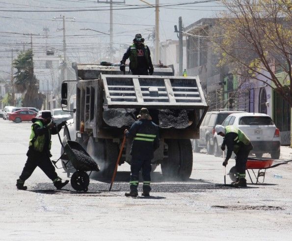 Trabaja Gobierno de Saltillo en programa de pavimentación