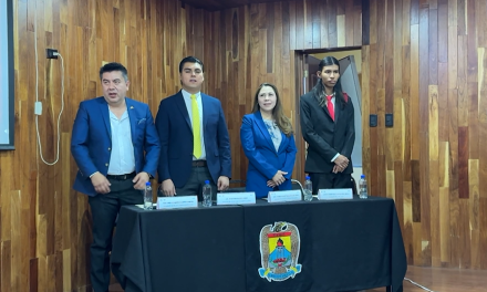 Rinde protesta IMEF universitario integrado por alumnos de Facultad de Economía