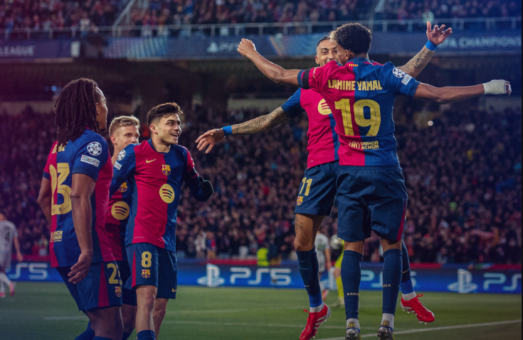 Barcelona avanza a cuartos de final  de la Champions con contundente victoria