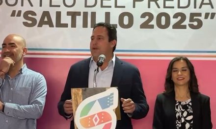 Reconoce el gobierno municipal a los contribuyentes cumplidos con premios