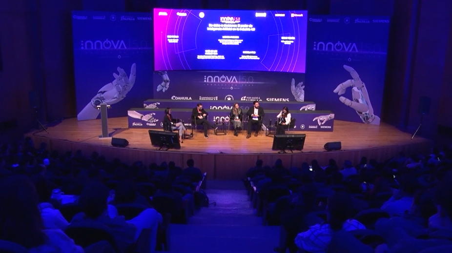 Saltillo compite a nivel nacional en tecnología: Javier Díaz