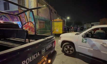Trailero decide terminar con su existencia en la colonia Mirasierra