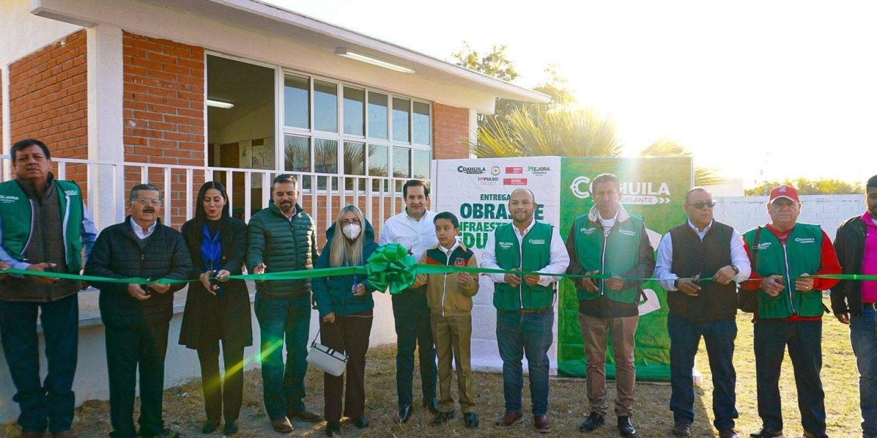 Gobierno del estado entrega aula en escuela de Piedras Negras