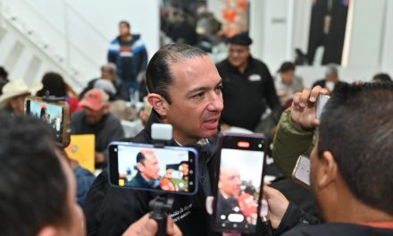 Acuña invertirá 10 mdp para proteger a los alumnos del calor