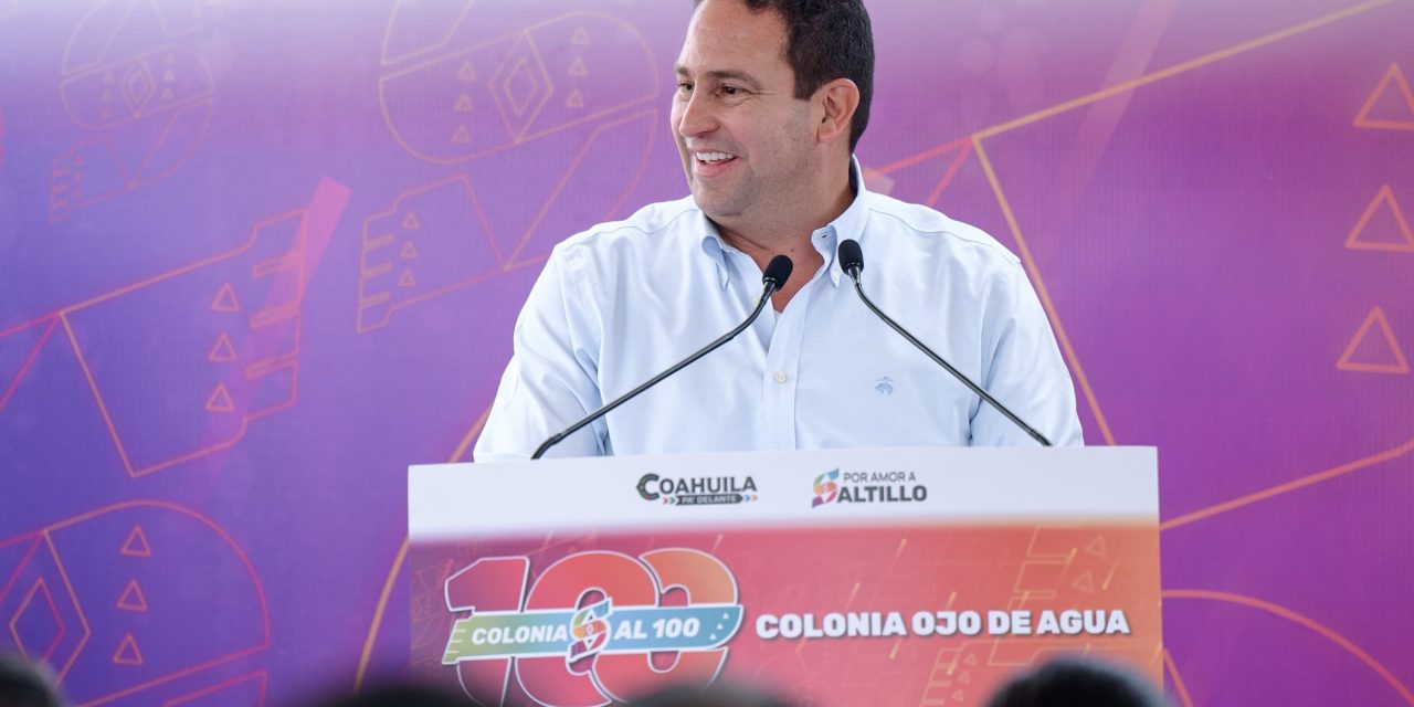 Lleva Javier Díaz el programa Colonias al 100 al barrio del Ojo de Agua