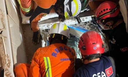 Rescate milagroso en Myanmar: dos hombres sobreviven cinco días bajo escombros tras terremoto