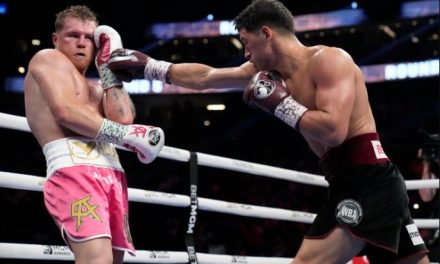 ‘Canelo’ Álvarez sueña con revancha ante Dmitry Bivol tras combate en Arabia Saudita