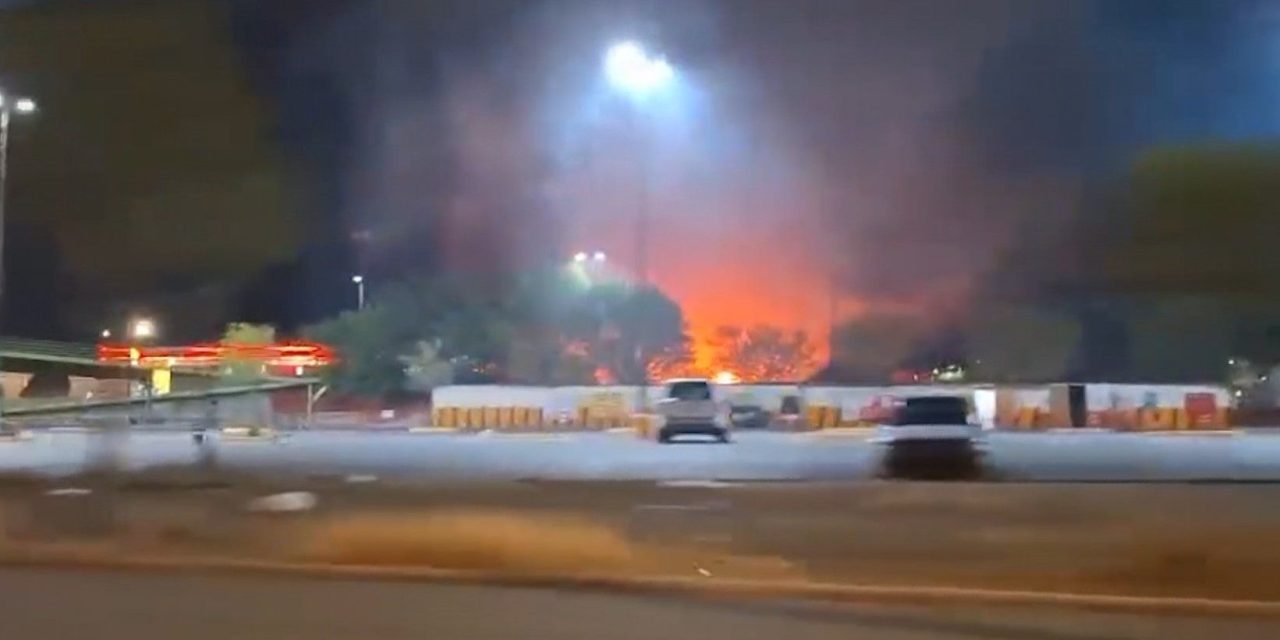 Controlan incendio en  colonia Mirasierra