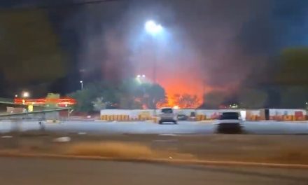 Controlan incendio en  colonia Mirasierra