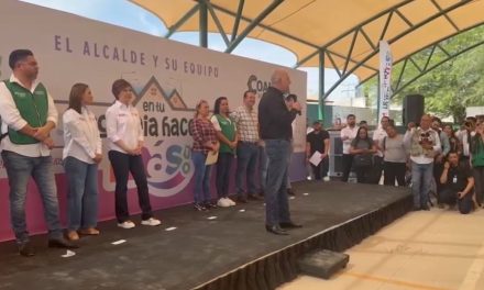 Inaugura Román Cepeda techumbre en colonia Jardines Universidad