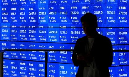 ‘Lunes Negro’ sacude los mercados globales por guerra comercial de Trump