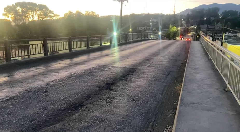 Saltillo: El puente Mixcoac ya no representa peligro, reponen la protección.