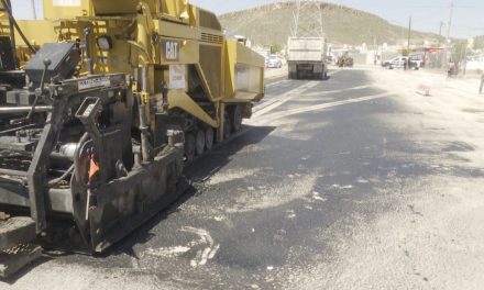 Recarpetean calles de la Analco en Ramos Arizpe