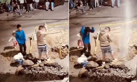 Niños hacen la travesura y dañan tubería hasta causar fuga de agua al lanzarle piedras en el Edomex